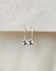 Oorbellen zilver met geboortebloem | 15 mm fine hoops | .925 STERLING ZILVER - Kleine Zus
