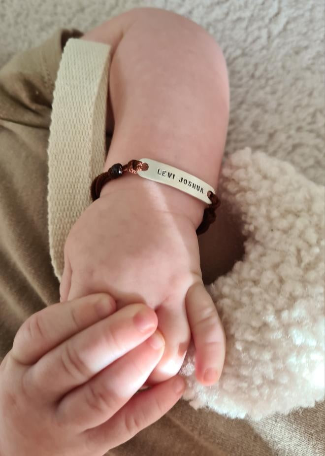 origineel kraamcadeau armband met naam