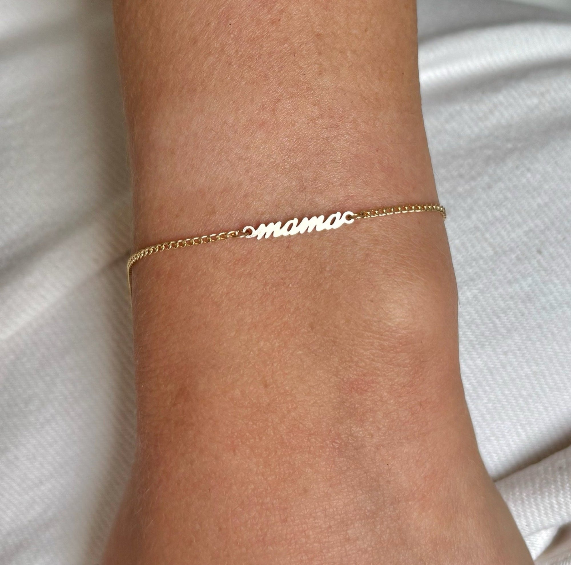 Moederdag cadeau Armband Mama | Chain | GOUD - GOLD FILLED - Kleine Zus