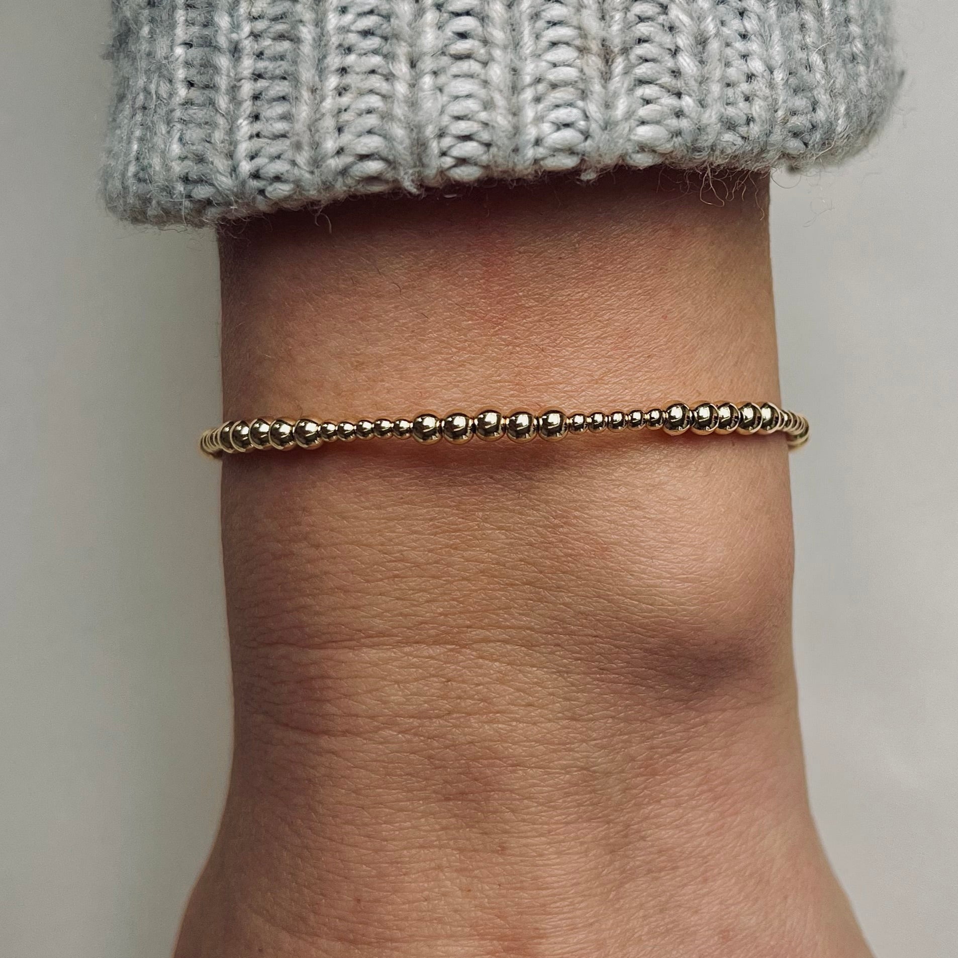 Gouden dames armband Mila
3 en 2 mm gouden kraaltjes