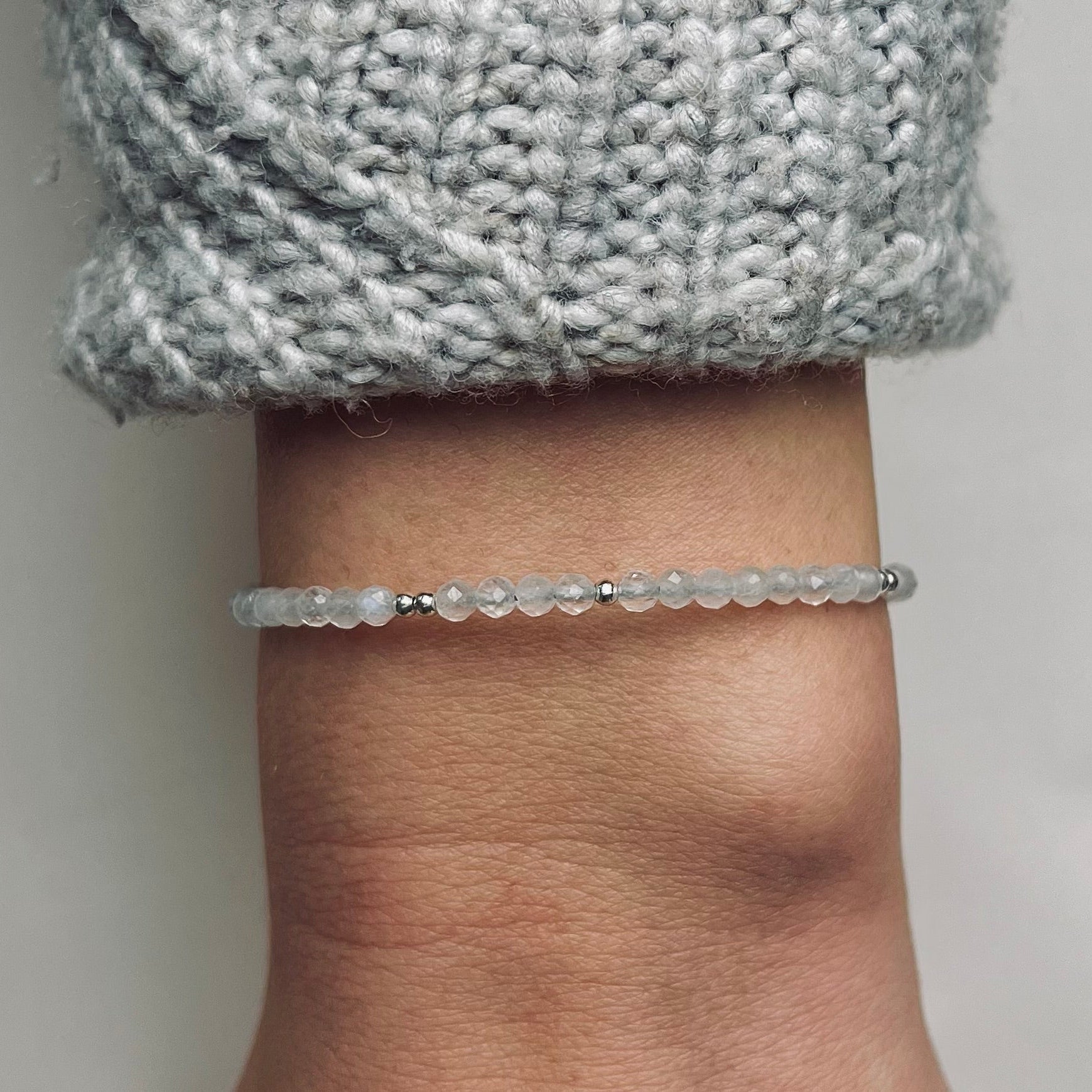 Zilveren dames armband Annemae met maansteen