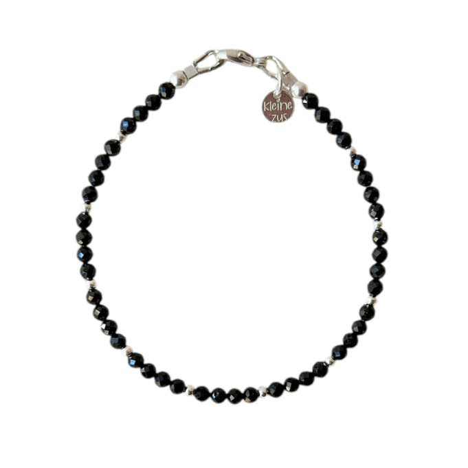 Zilveren damesarmband met 3mm zilveren kralen in combinatie met edelsteen