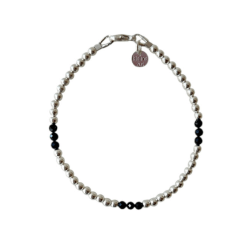 Zilveren damesarmband met 3mm zilveren kralen in combinatie met edelsteen