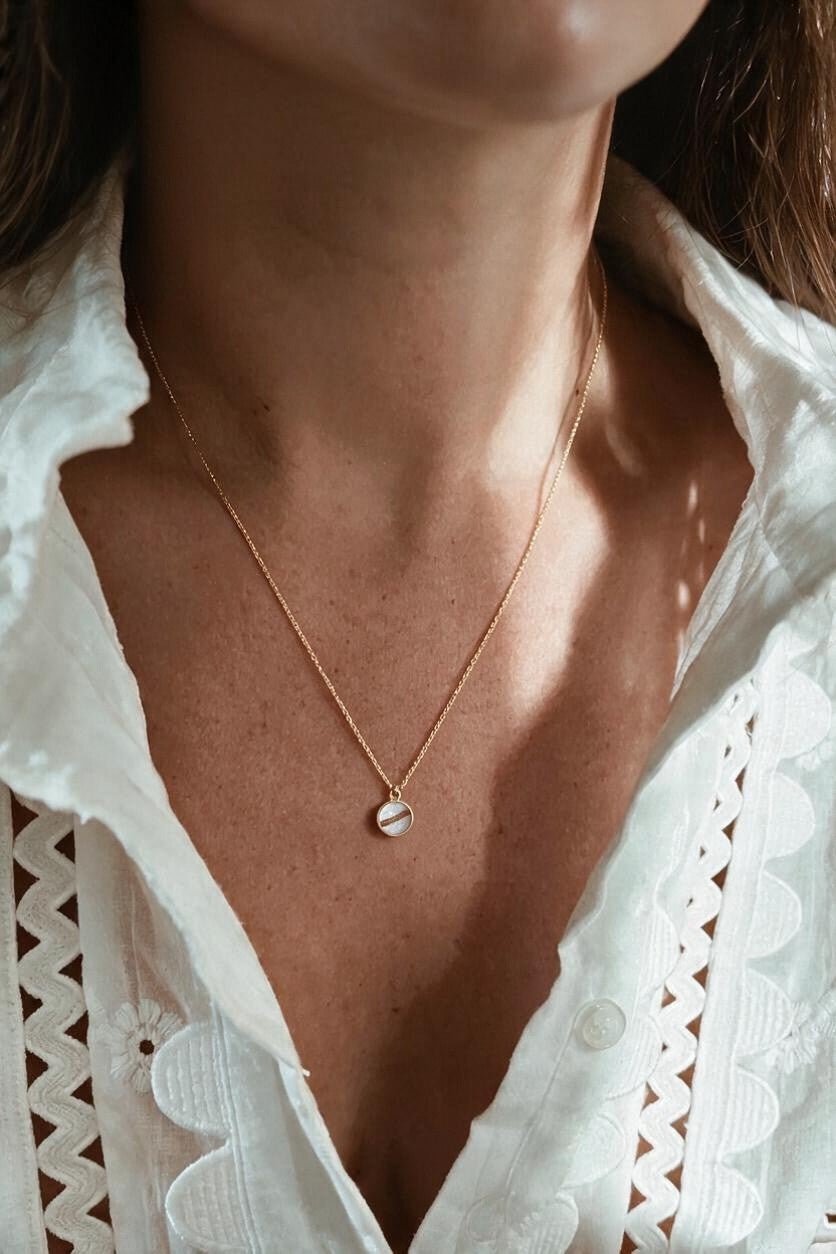 Haarlok ketting met haarlokhanger | GOUD - GOLD FILLED - PARELMOER - Kleine Zus