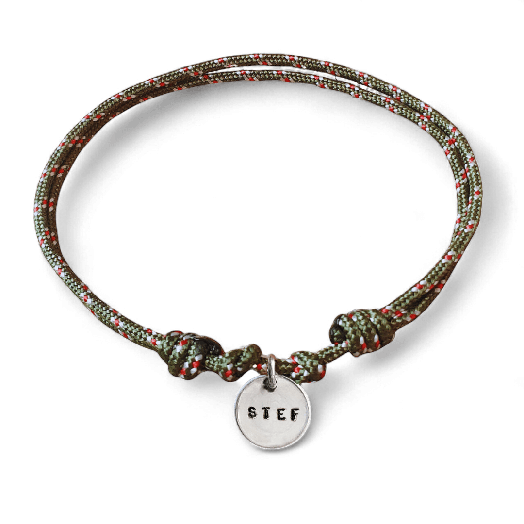 Koordarmband voor heren met naambedel , het perfecte valentijnscadeau voor hem