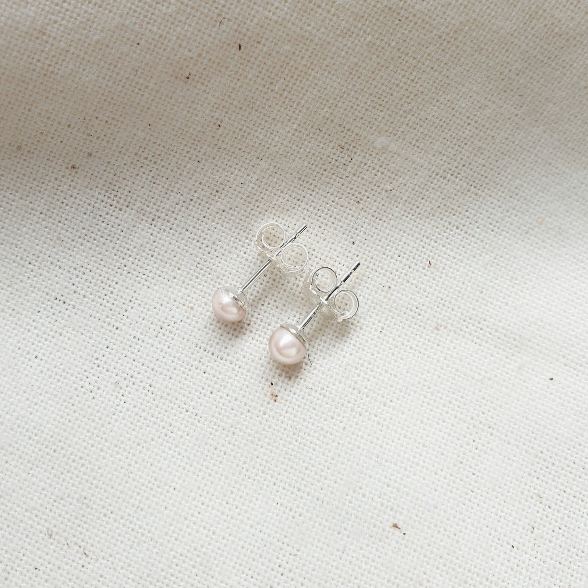 Parel oorbel zilver | Stud | .925 STERLING ZILVER - Kleine Zus